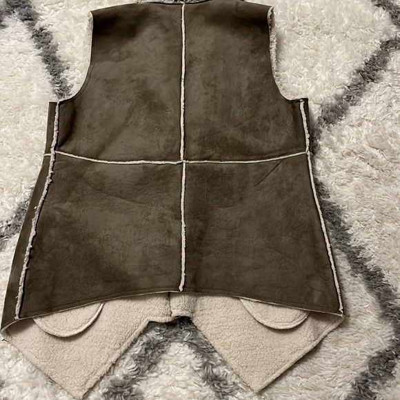 Natural Reflections Jacket - Picture 3 of 3